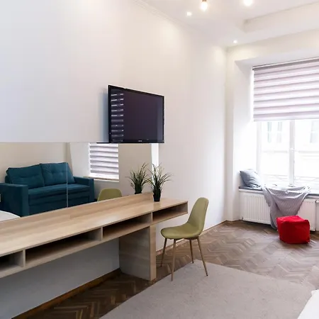 Main Square Good In The Center Apartment Lviv